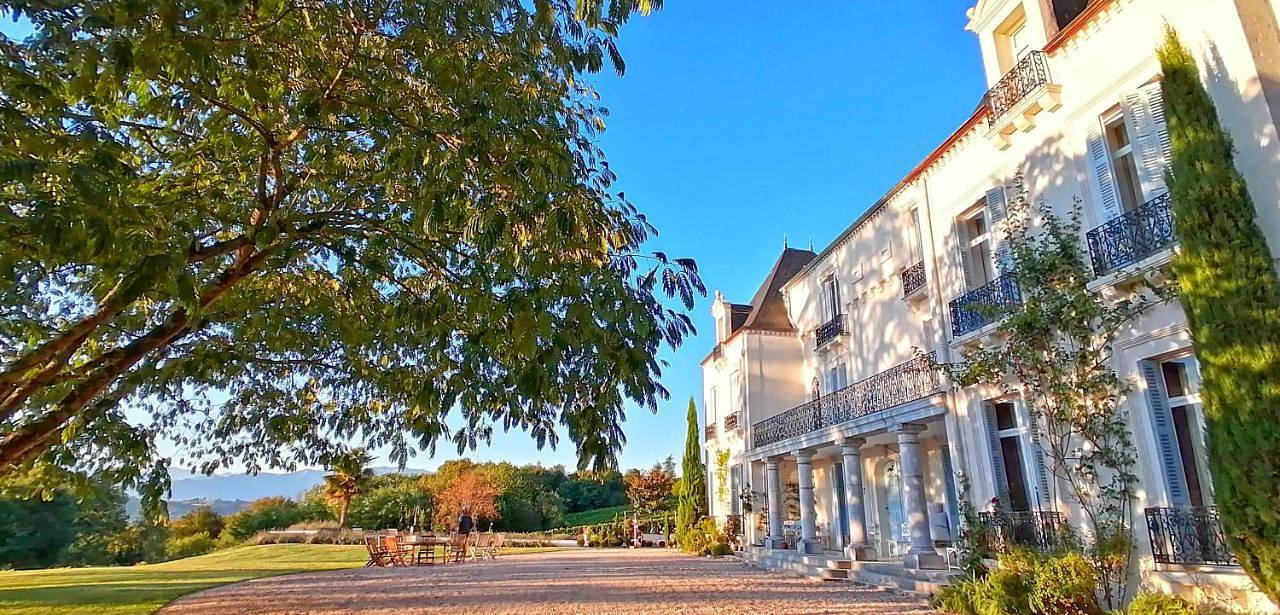 Chateau Mont Joly in Gan, Béarn