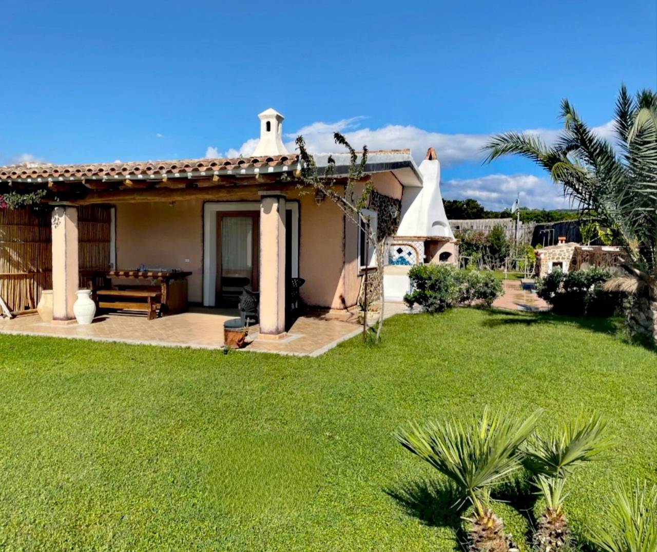 Ganze Wohnung, Apartment 'Angolo Di Paradiso - Rosone' mit Meerblick, privater Terrasse & Klimaanlage in Orosei, Golf von Orosei