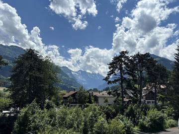 Gîte pour 6 personnes, avec balcon à Frutigen