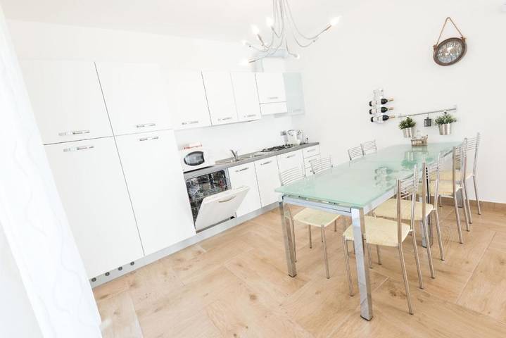 Location de vacances pour 8 personnes, avec jardin et vue à Teglio - 4