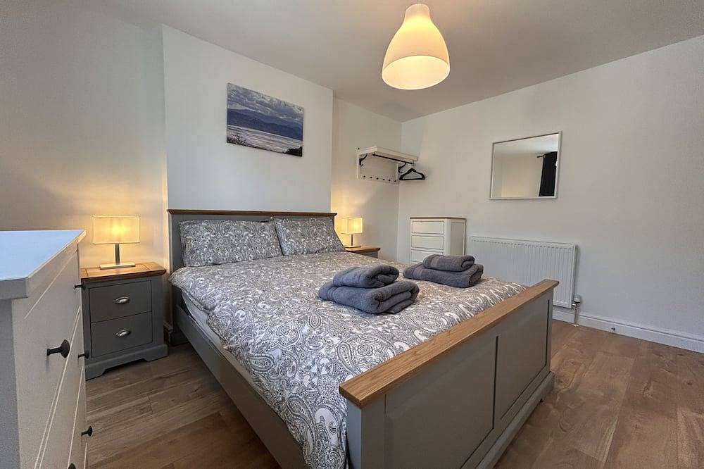 Refurbished 3 Bedroom Home in the Heart of Llandudno - 2 Minutes From the Beach in Llandudno, Conwy region
