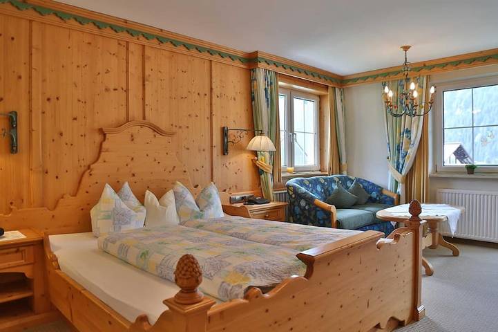 Ferienwohnung für 2 Personen, mit Balkon in Grän