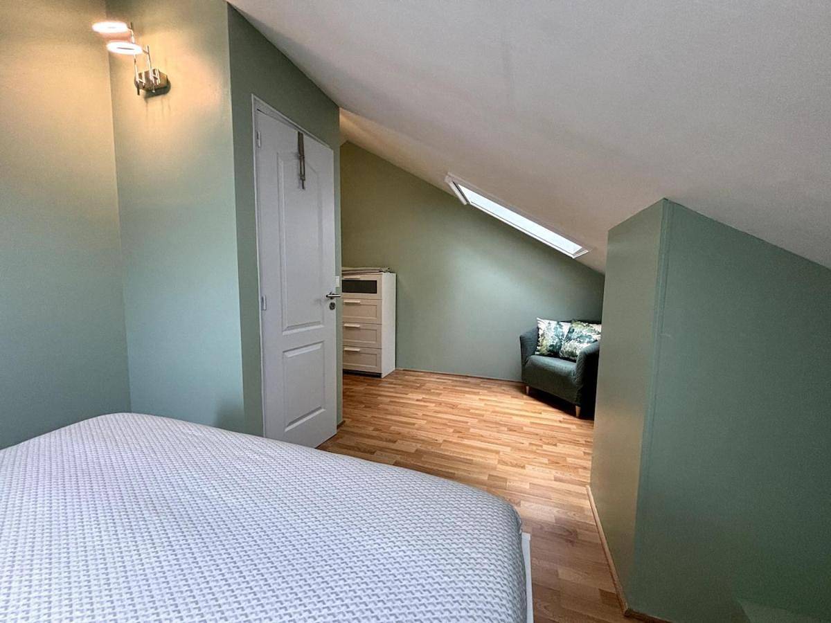 Appartement entier, One-Bedroom Apartment in Feigères, Région de Saint-Julien-en-Genevois