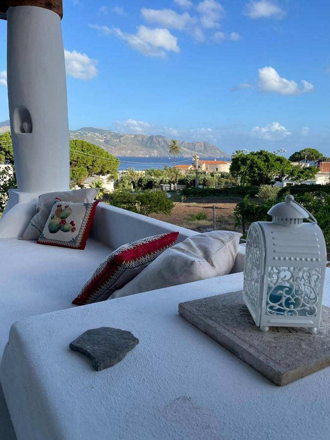 Maison d’hôte pour 2 personnes, avec vue et jardin à Santa Marina Salina - 3