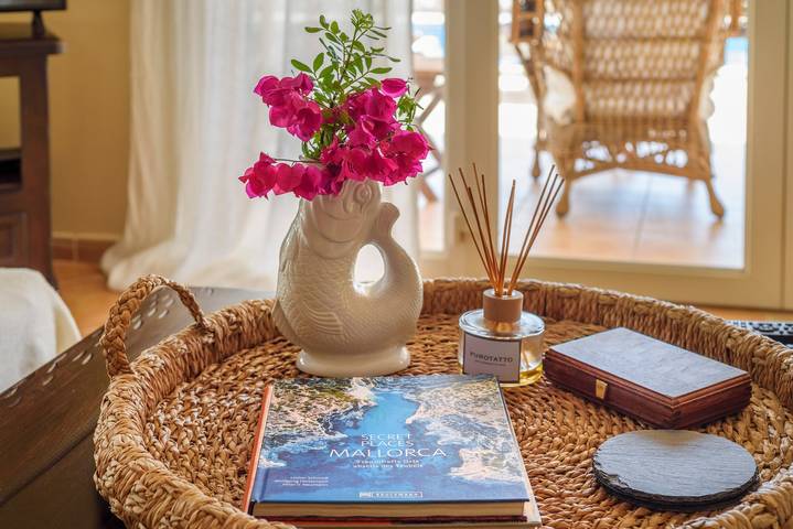 Villa Turo del Sol mit Meerfernblick, Pool, Garten, Terrasse, Balkon und Wlan in Calas de Mallorca, Manacor