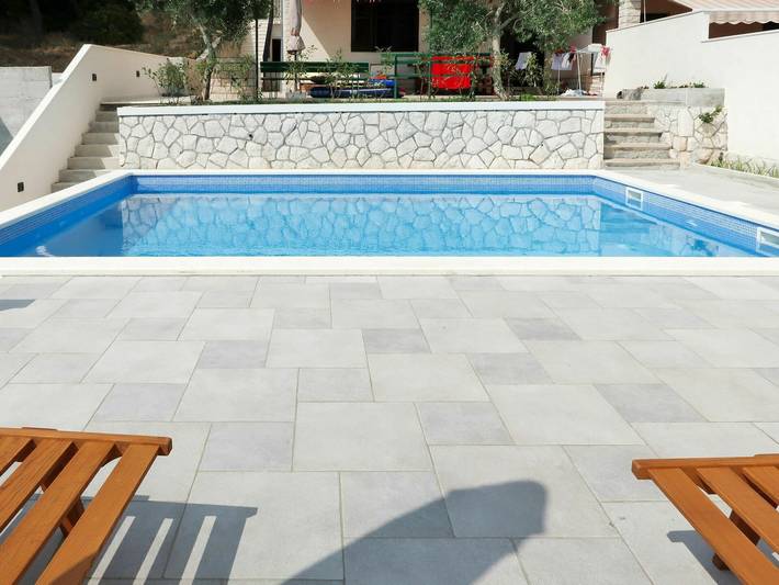 Ferienwohnung für 6 Personen, mit Balkon und Pool in Split-Dalmatien - 4