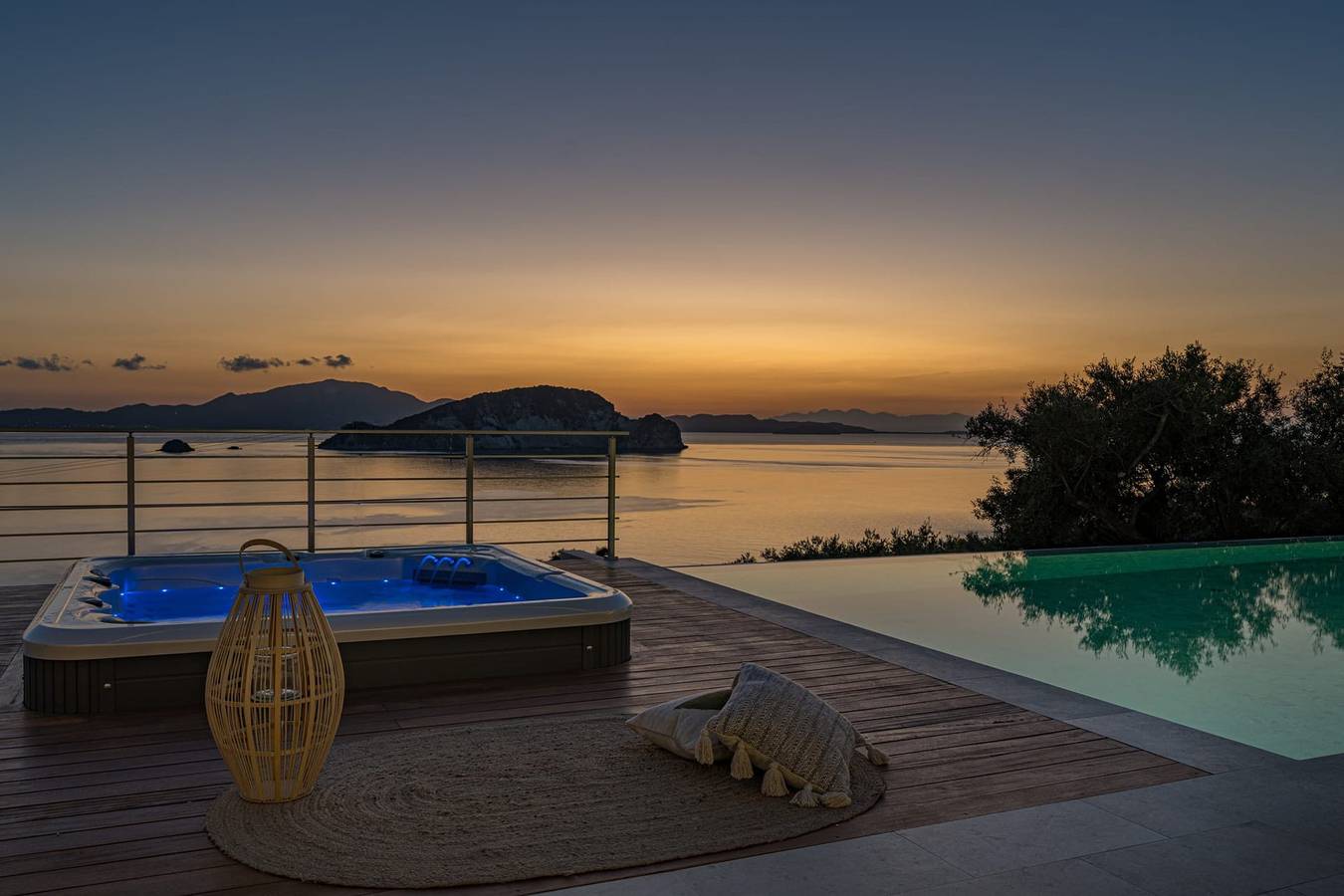 Villa für 9 Personen mit Terrasse in Keri, Laganas