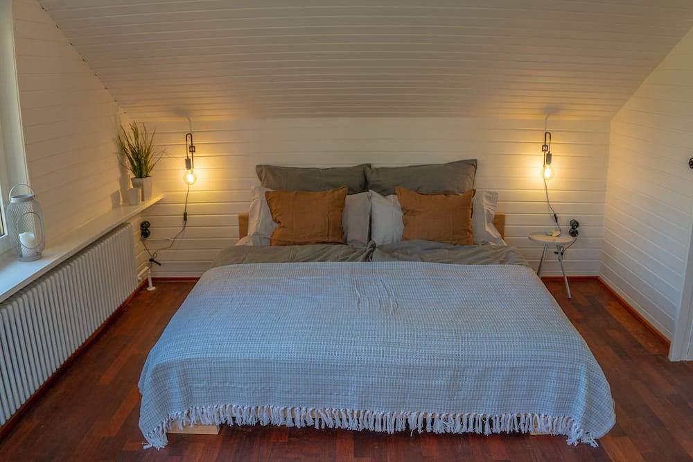 Ganze Wohnung, Quiet 2 room garden loft with terrace in Bad Tölz, Tölzer Land