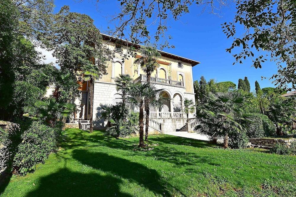 Casa vacanza a Kvarn a partire da 179€ a notte
