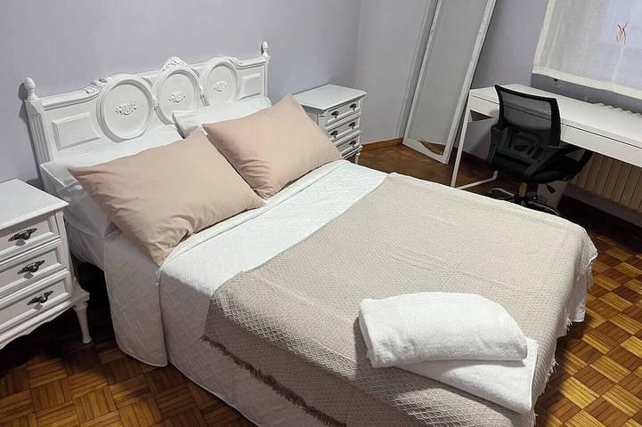 Apartamento entero, Piso Artur II (Universidad) in Orense, Provincia de Orense