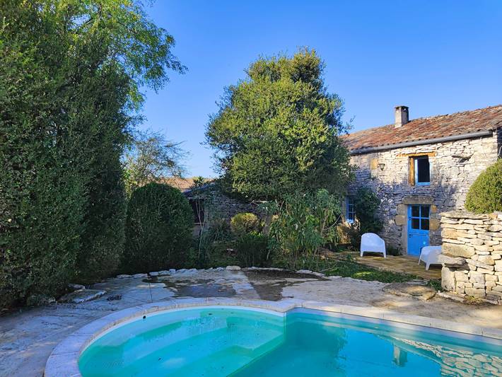 Gîte pour 9 personnes, avec piscine à Saint-Antonin-Noble-Val