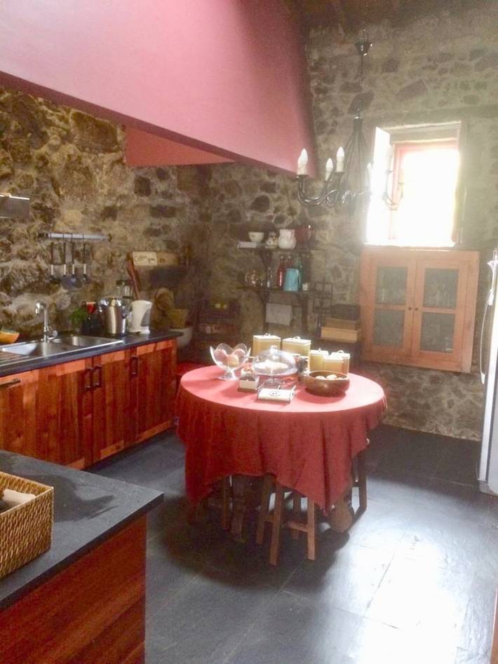 Location de vacances pour 3 personnes, avec jardin et piscine dans Vila Verde - 2