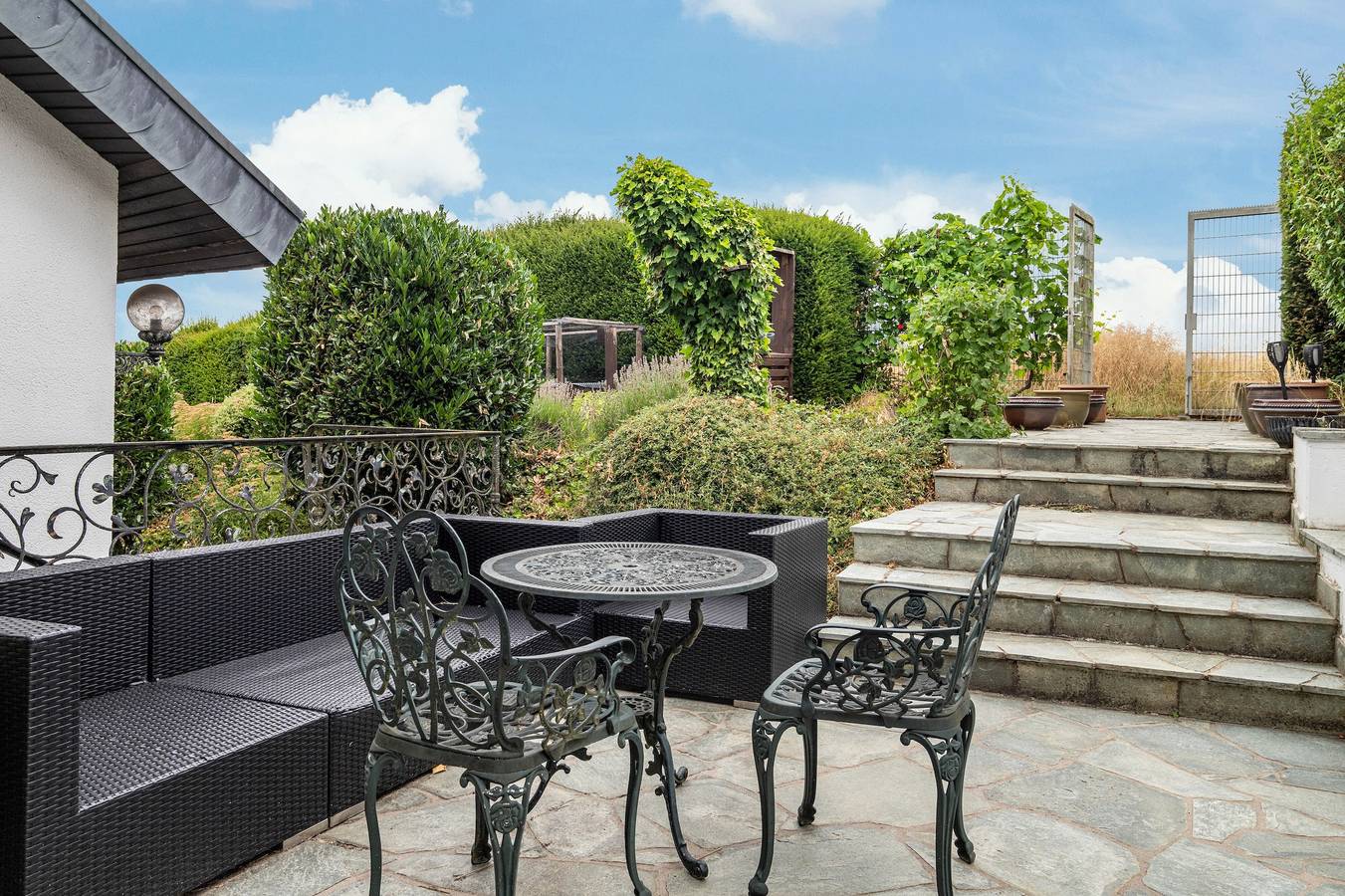 Garden Apartment in Dream Location with Wi-Fi and Terrace in Neckarbischofsheim, Kraichgau
