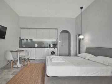 Gîte pour 2 personnes, avec vue et terrasse à Porto Heli