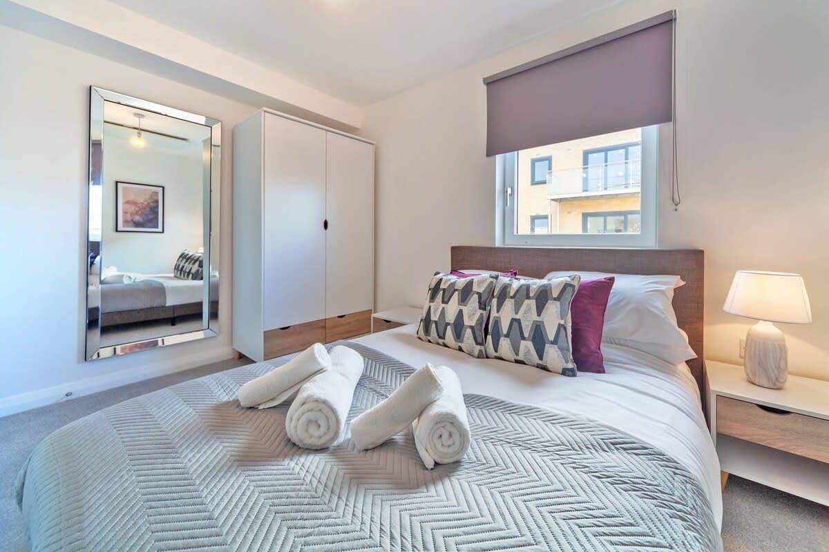 Apartamento entero, 2Br Apartment near Ashford Town | Balcony & Wifi in Ashford, Región de Ashford