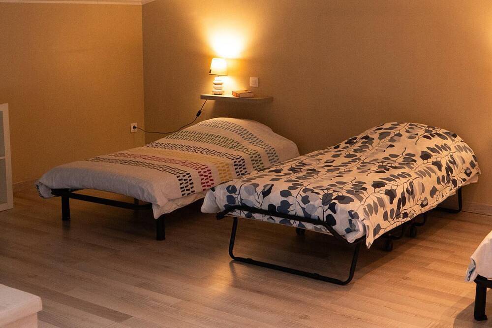 Loft Spacieux à Wimille - Close to Nausicaa and the Beaches, sleeps 8 in Wimille, Boulogne-sur-Mer region
