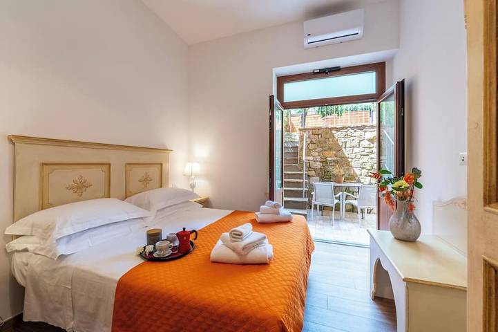 Ferienwohnung für 3 Personen, mit Pool und Terrasse - 1
