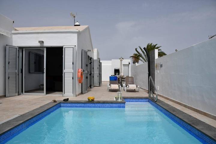 Chalet para 8 personas, con piscina y terraza en Lanzarote - 2