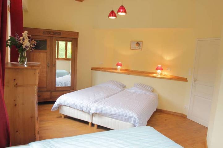 Location de vacances pour 5 personnes, avec piscine ainsi que terrasse et jardin, animaux acceptés à Sonnac-sur-l'Hers - 3