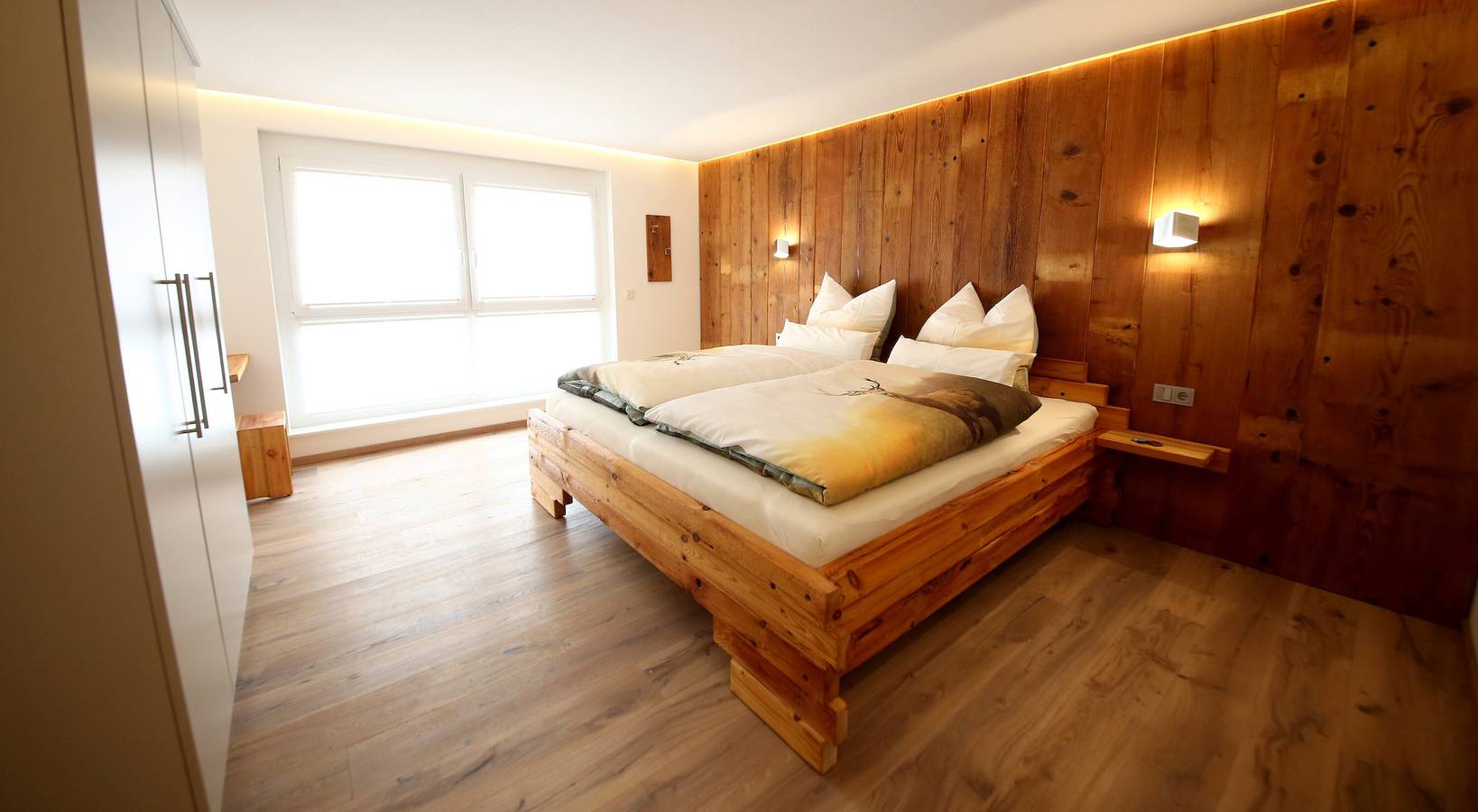 Ganze Wohnung, Ferienwohnung 'Holzwieb' mit privater Terrasse, Gemeinschaftsgarten und Wlan in Unterkirnach, Mittlerer Schwarzwald