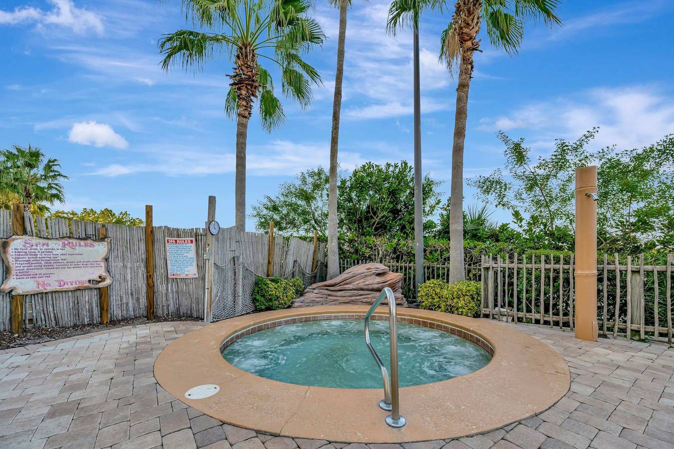 Apartamento entero, 2Br Fireworks View with Pool Spa 5 Minutes to Disney in Condado de Orange (FL)