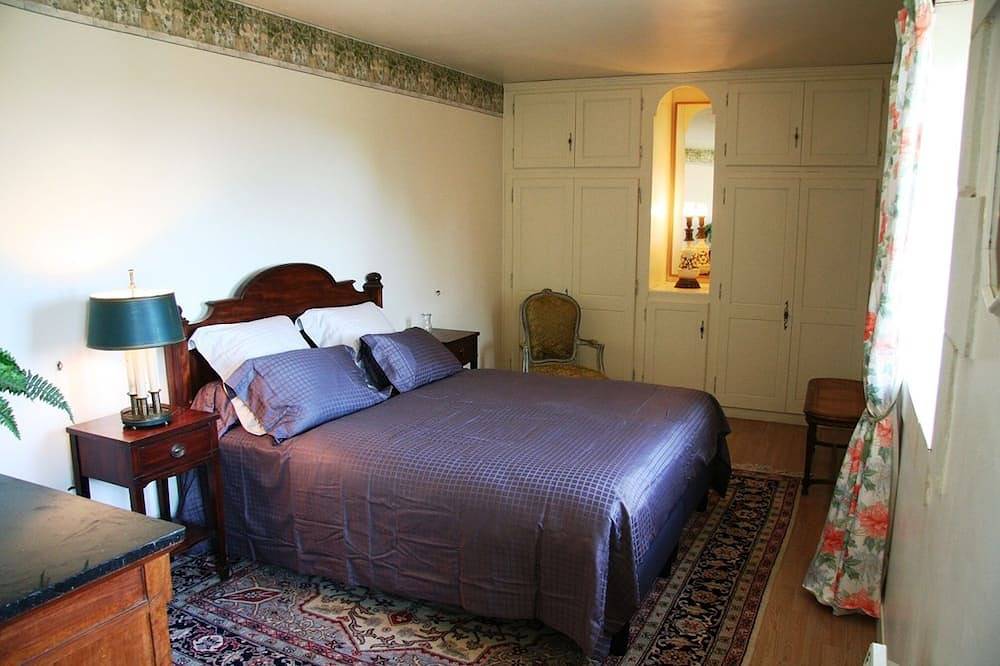 Stone Cottage, 2 chambres à coucher jusqu'à 6, piscine, dans un Xviiè C Château, Vallée de la Loire in Bournand, Vallée de la Loire