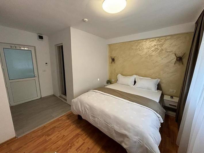 Maison d’hôte pour 2 personnes, avec terrasse ainsi que jardin et vue, adapté aux familles dans Vama Veche - 3