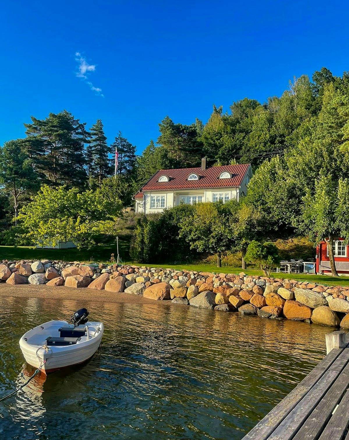 Hütte mit Lavendelfeldern und privatem Sandstrand in Hurum