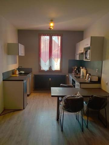 Gîte pour 2 personnes, avec terrasse et vue à Saint-Jean-de-Maurienne