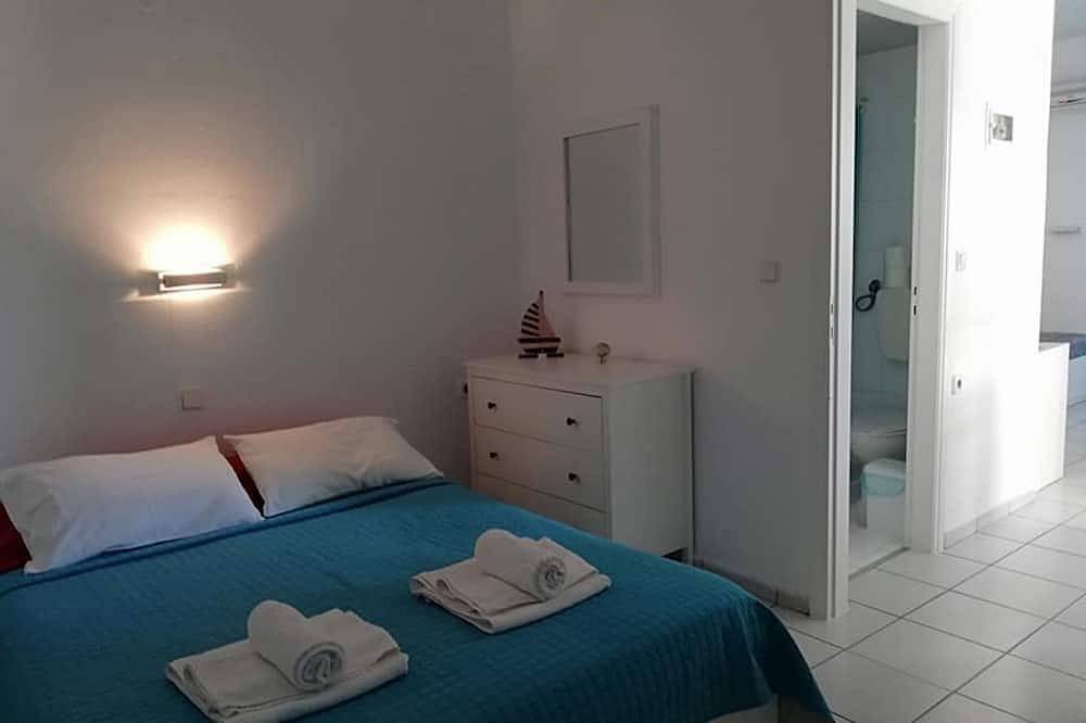 Hel lejlighed, Kokkini Hani: Lovely apartment with garden, 100 meters from the beach, Kokkini Hani / Heraklion. in Kokkini Hani, Heraklion og Omegn