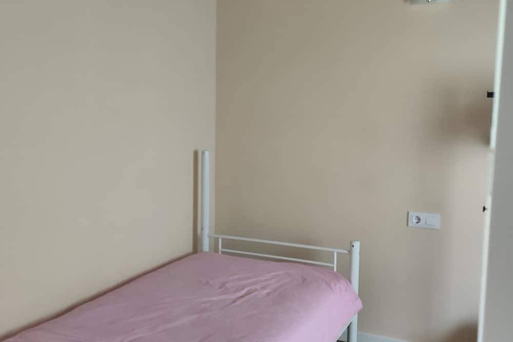 Valle Del Oso\ncasa el mirador de Faedo in Quirós, Cordillera Cantábrica