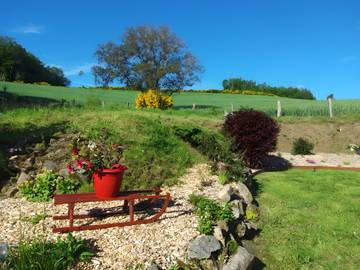 Location De Vacances pour 6 Personnes dans La Chapelle-Agnon, Région d'Ambert, Photo 3