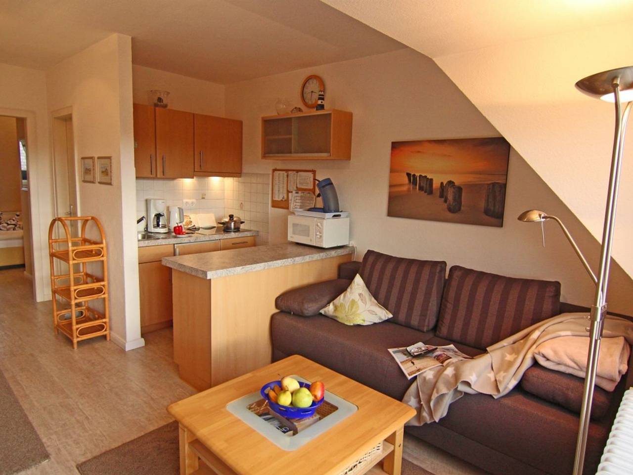 Ganze Ferienwohnung, Henning 1 Stock - Sylt ist wertvoller Lebensraum und wohltuender Urlaubsort, ein paradiesisches Refugium, das im Grunde keinen von uns braucht. Wir hingegen, jene, die seit jeher diese Verbindung spüren, wir brauchen die Insel. in Wenningstedt, Sylt