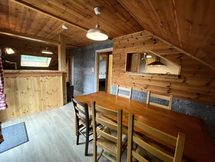 Gîte pour 6 personnes à Albepierre-Bredons - 3