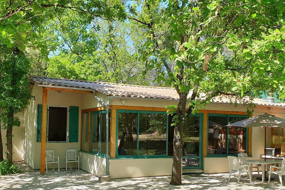 House with swimming pool near Aix en Provence. in Meyrargues, Region de Aix-en-Provence