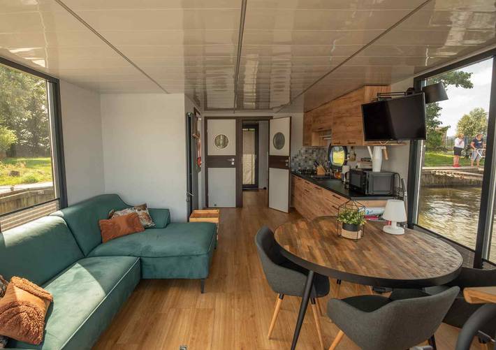 Boot für 4 Personen, mit Balkon und Garten in Friesland - 3