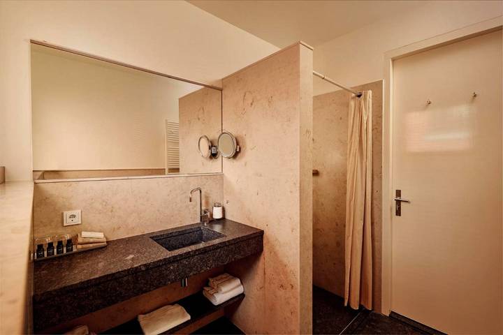 Hôtel pour 2 personnes, avec terrasse, animaux acceptés dans Groningue - 3