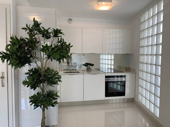 Location de vacances pour 4 personnes, avec balcon à Juan-les-Pins