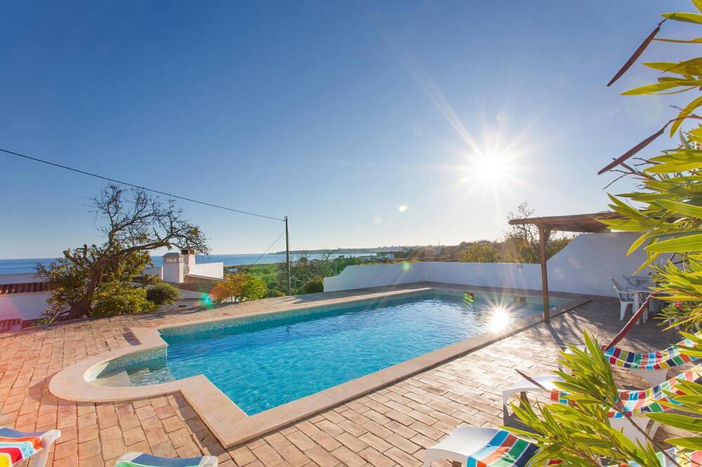 Villa mit eigenem Pool und Meerblick in Lagos, Faro Distrikt