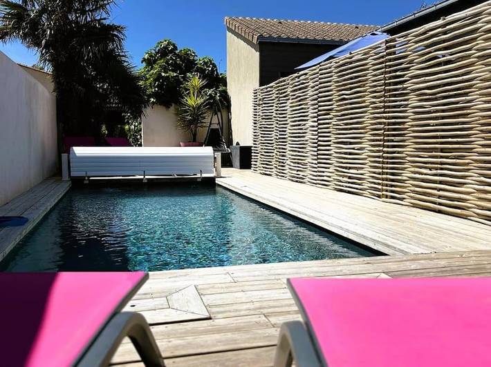 Maison de vacances pour 5 personnes, avec piscine ainsi que jardin et vue