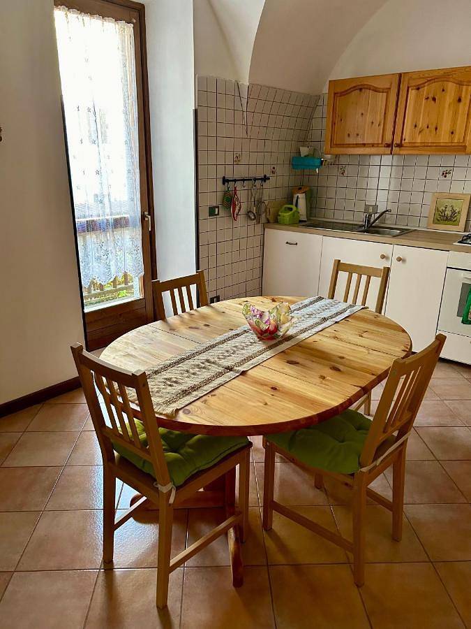 Gîte pour 5 personnes, avec balcon et jardin à Carisolo - 4