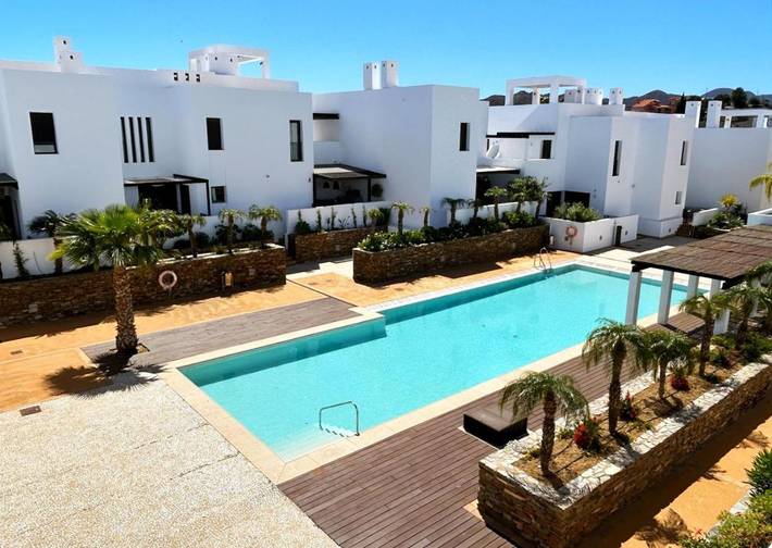 Chalet para 8 personas, con Balcón y Terraza además de Piscina y Vistas en Mojácar
