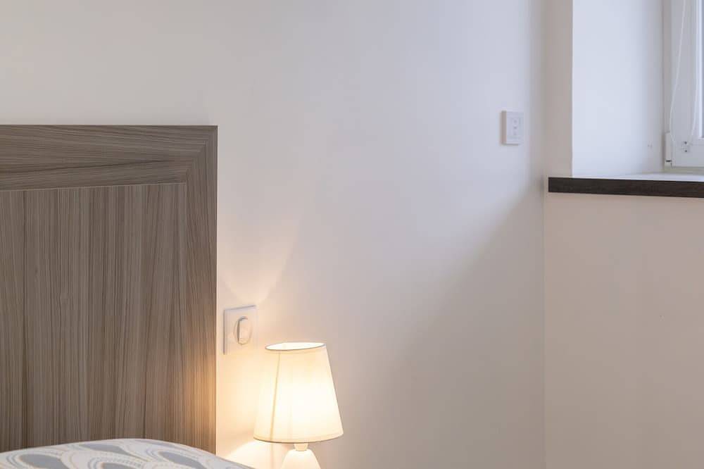 Apartamento entero, Jade : Encantador piso de 2 dormitorios en la planta baja de una residencia totalmente renovada in Vittel, Neufchâteau