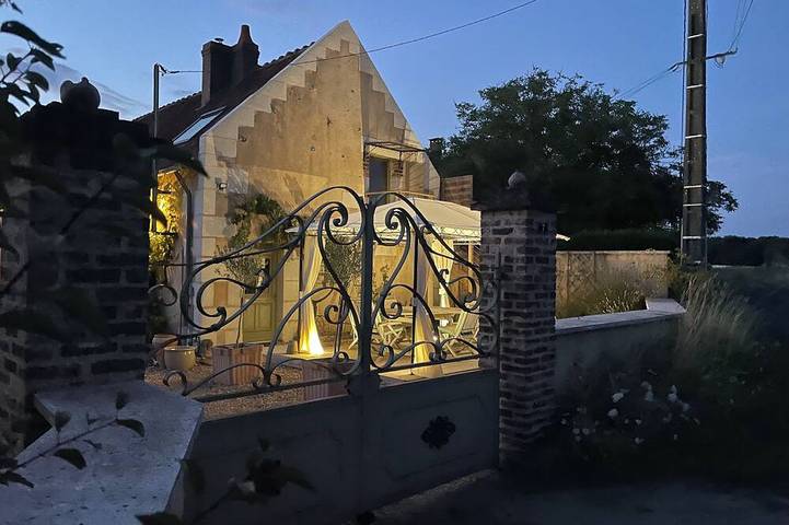 Gîte pour 6 personnes, avec terrasse et jardin, animaux acceptés