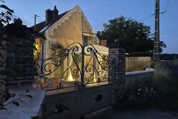 Gîte pour 6 personnes, avec terrasse et jardin, animaux acceptés à Mazangé