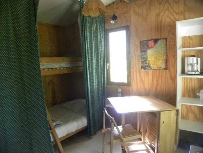 Gîte pour 4 personnes, avec terrasse et jacuzzi ainsi que bassin pour enfant et sauna à Darbres - 4