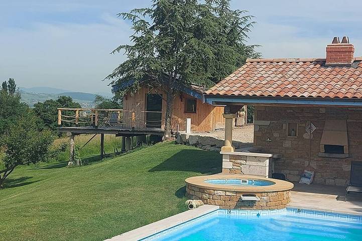 Gîte pour 2 personnes, avec jacuzzi et piscine à Chasselay - 2