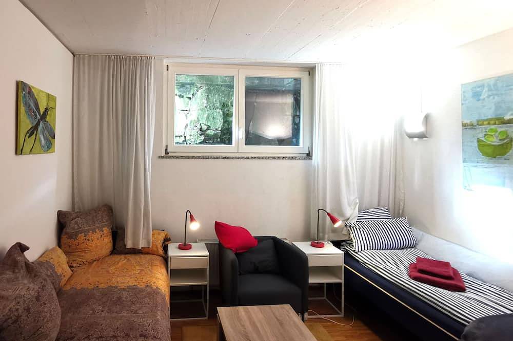 Ganze Wohnung, Ferienwohnung im Turm Bellevue mit 3 Schlafzimmern in Sachsenheim, Kraichgau