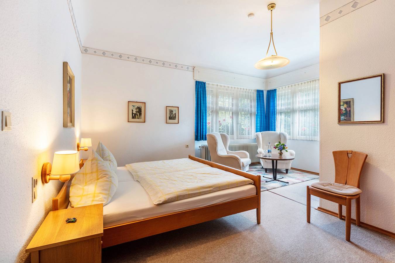 Chambre double n° 2 avec terrasse commune, jardin commun et Wi-Fi in Suedlicher Schwarzwald, Dachsberg