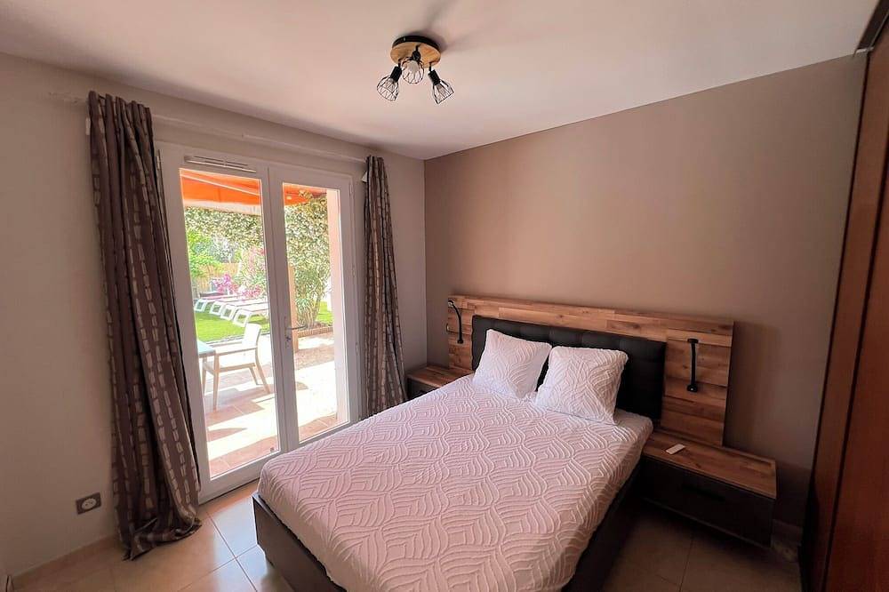Charming, quiet villa with heated pool and Jacuzzi in Taradeau, Draguignan region